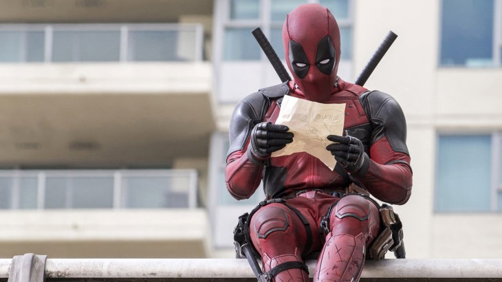 Deadpool-Reading-Screenshot-Movie-2016-Wallpaper