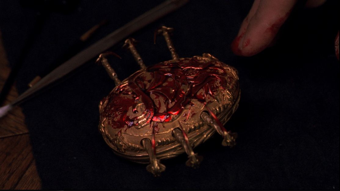 ObjectsInFilm: Object #56 - The Device - Cronos (1993)